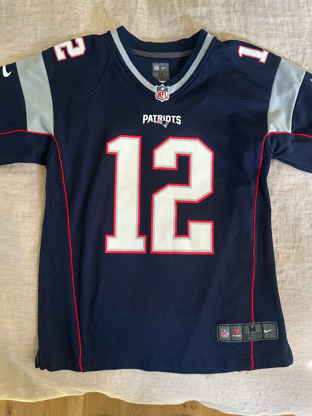 NIKE Tom Brady #12 New England Patriots NFL Jersey,  Youth M 10/12